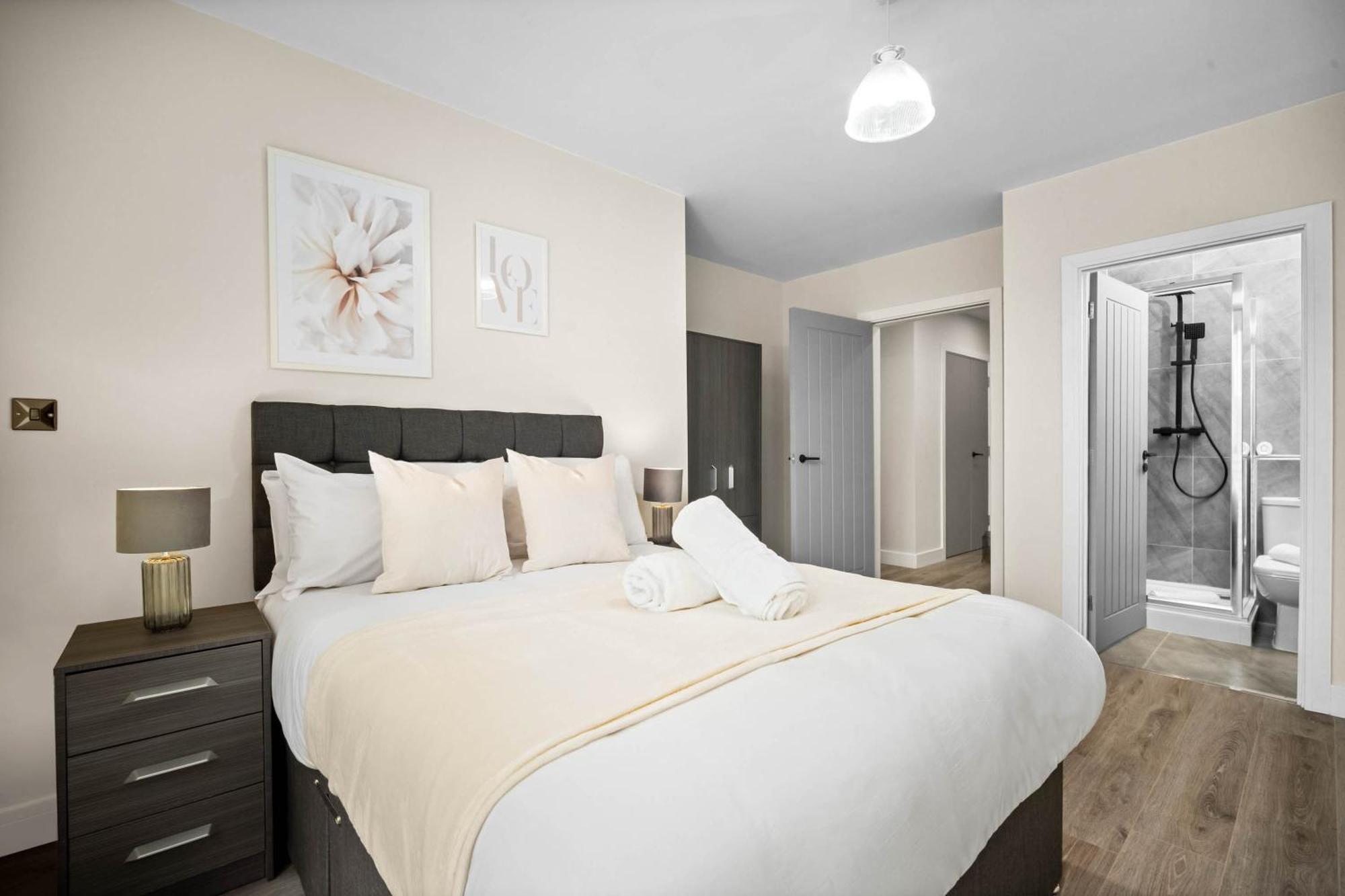 New Luxury Two Bedroom Apartment - City Centre - Netflix - Wifi - Top Rated - Jq 8Ah Бирмингам Екстериор снимка
