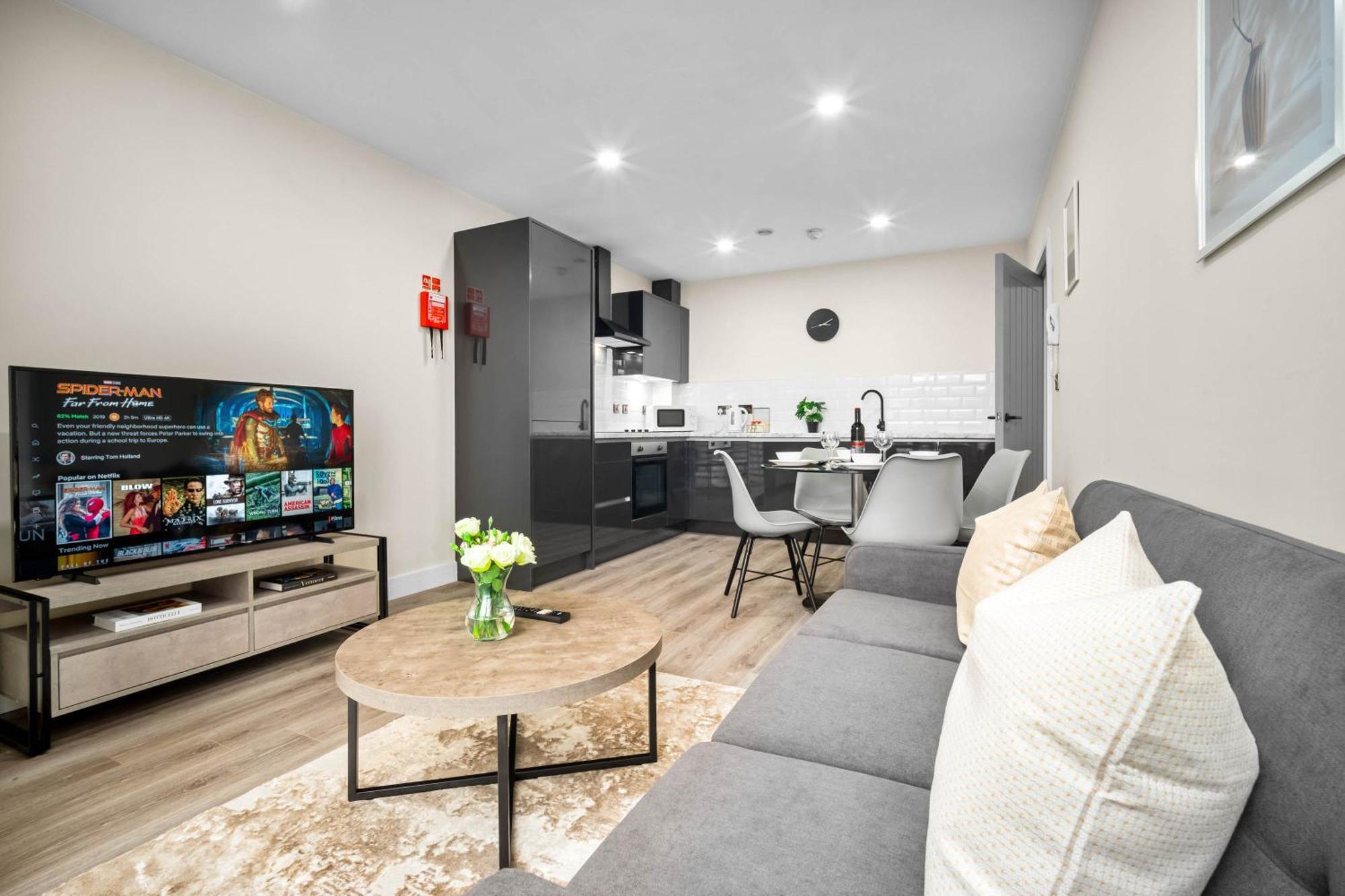 New Luxury Two Bedroom Apartment - City Centre - Netflix - Wifi - Top Rated - Jq 8Ah Бирмингам Екстериор снимка