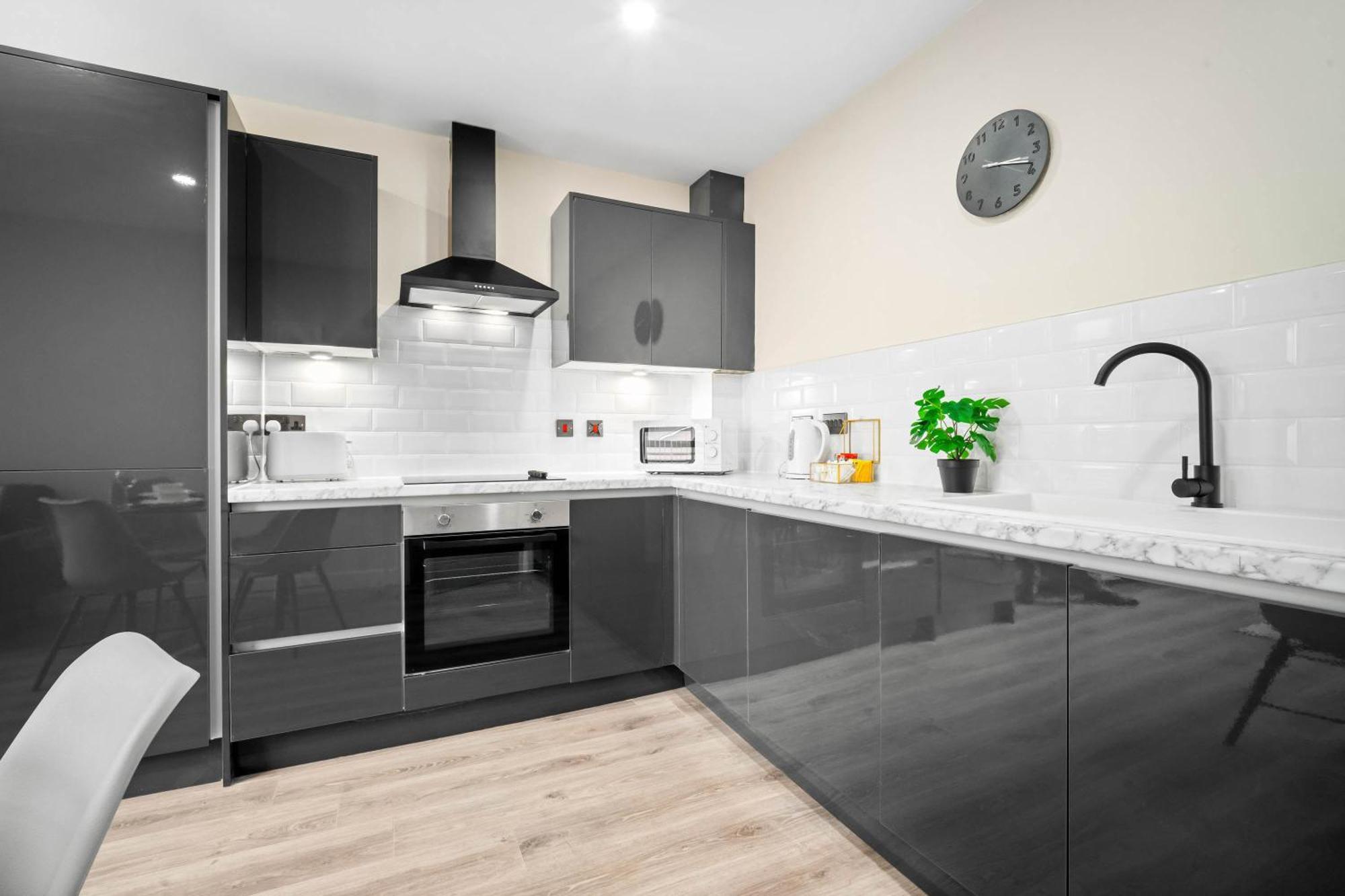 New Luxury Two Bedroom Apartment - City Centre - Netflix - Wifi - Top Rated - Jq 8Ah Бирмингам Екстериор снимка